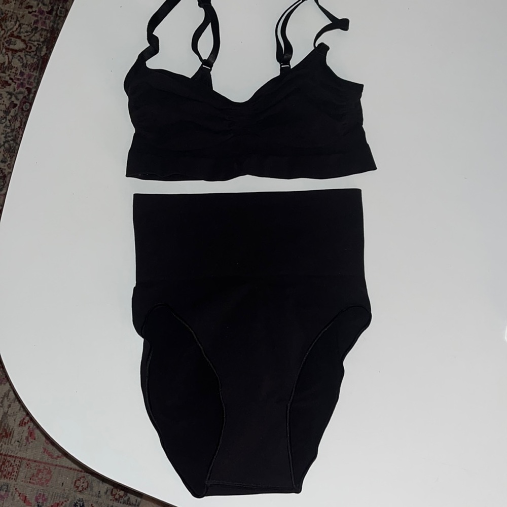 Skims shape wear bra and panty set black brand new
